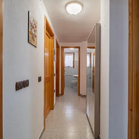 Daire 1-minute Walk To The Beach- Large Equipped House *