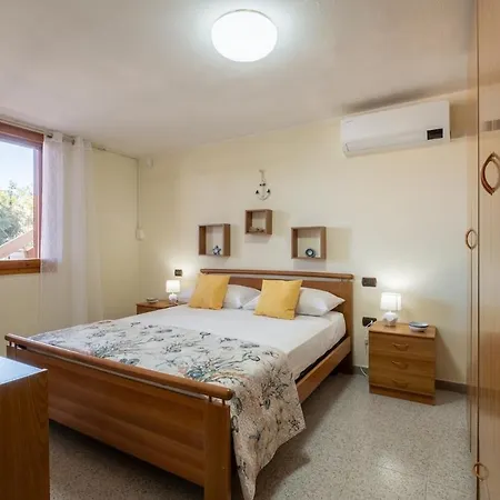 1-minute Walk To The Beach- Large Equipped * Marongiu