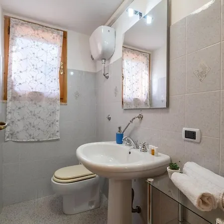 Apartment 1-minute Walk To The Beach- Large Equipped