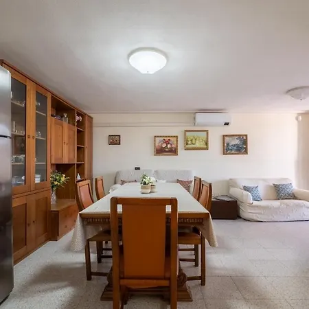 Apartment 1-minute Walk To The Beach- Large Equipped *
