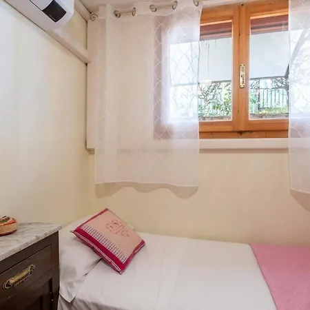 Lejlighed Private Pool - 1 Minute From The Sea - Ampia E Accessoriata