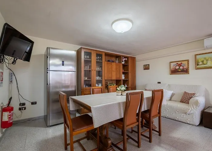 Private Pool - 1 Minute From The Sea - Ampia E Accessoriata Apartment